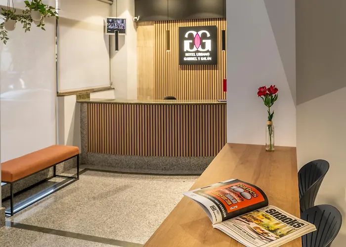 Gabriel Y Galan Ξενοδοχείο *