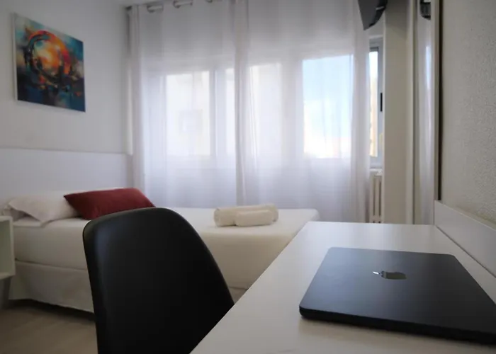 Hotel Gabriel Y Galán *