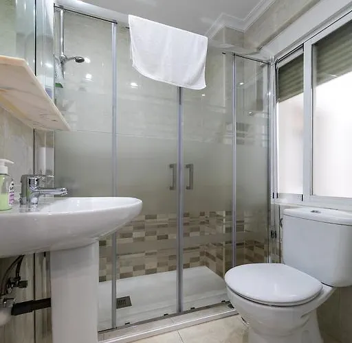 Gabriel Y Galan 酒店 *